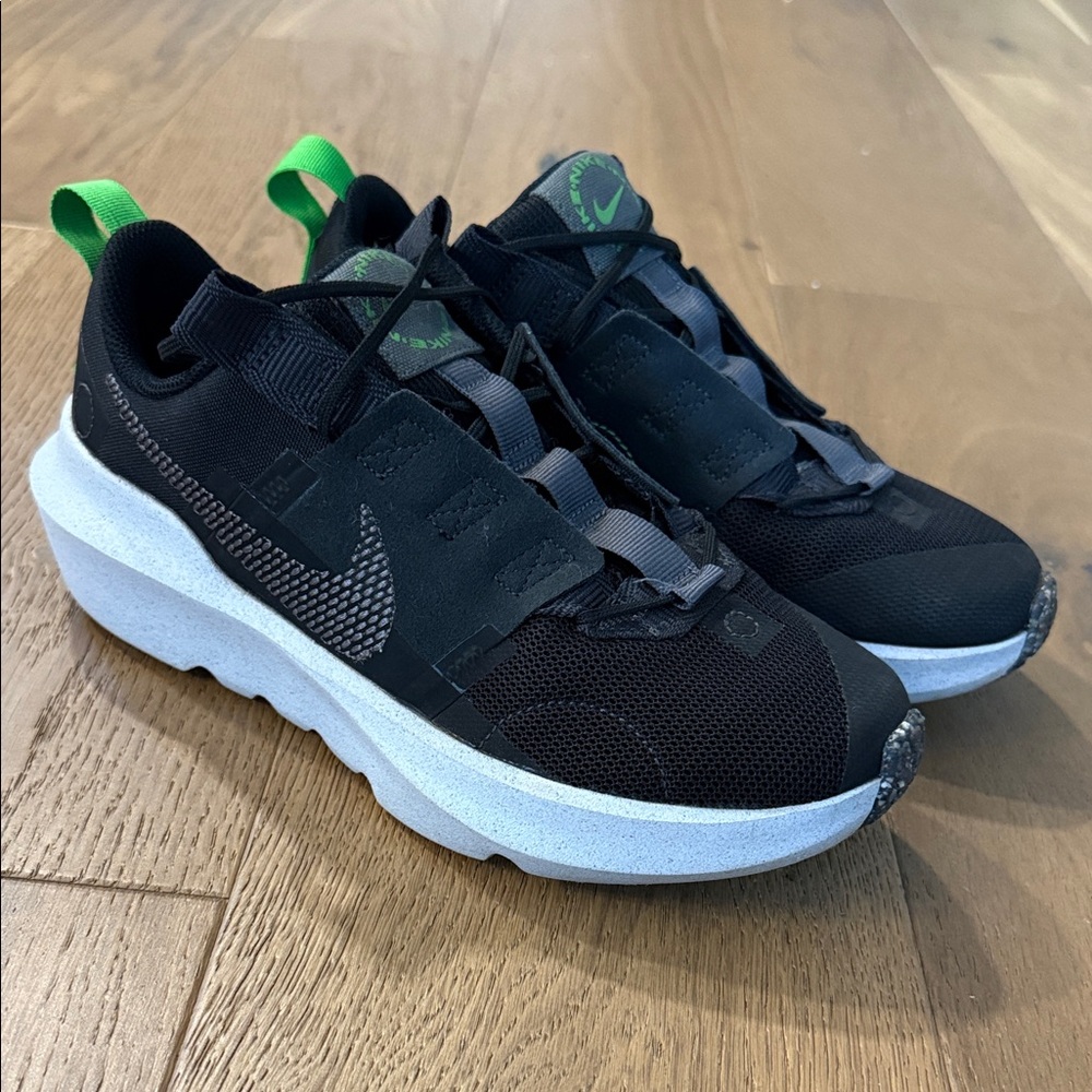 Nike Black and Green Athletic Shoes